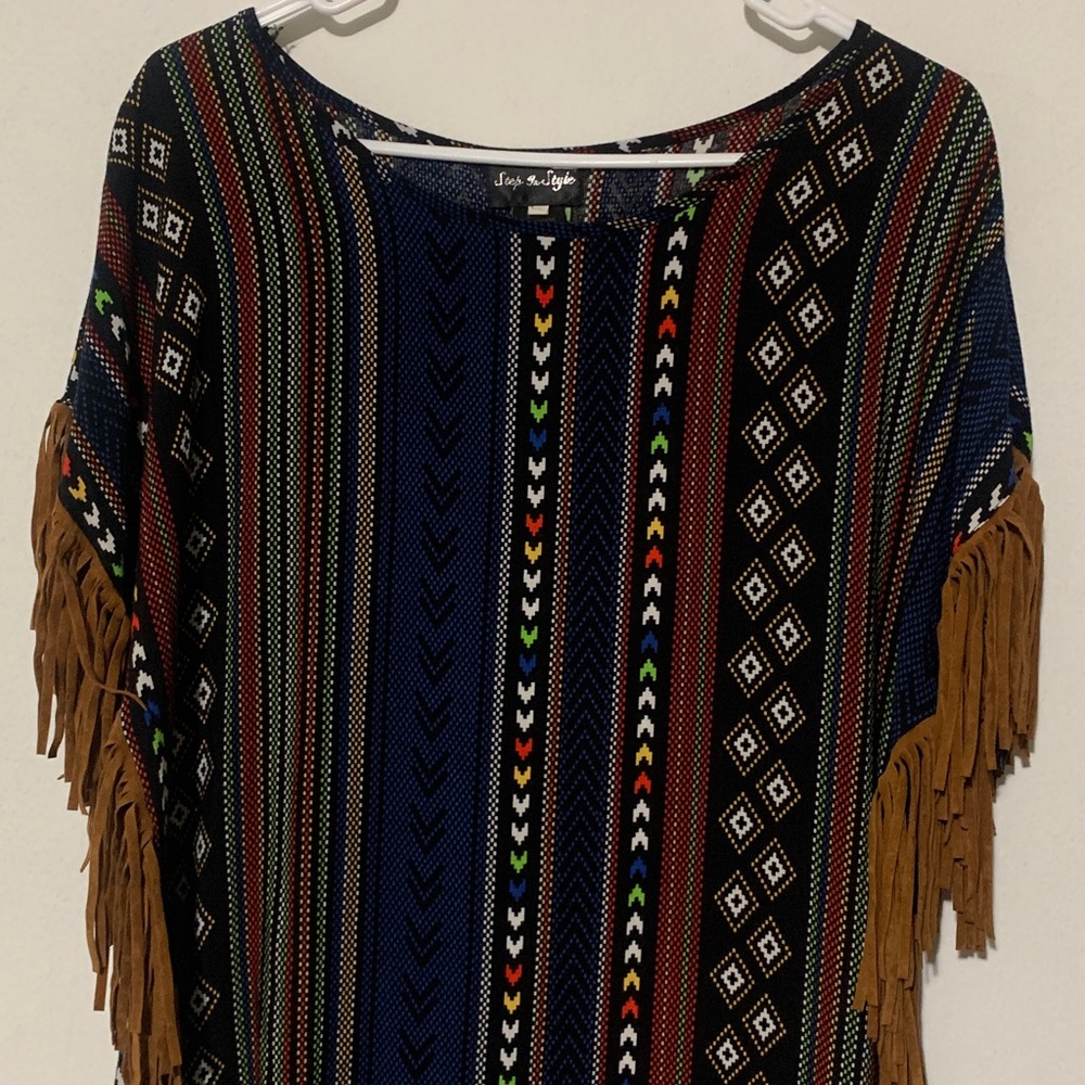 Step In Style Boho Fringed Poncho - Picture 2 of 8